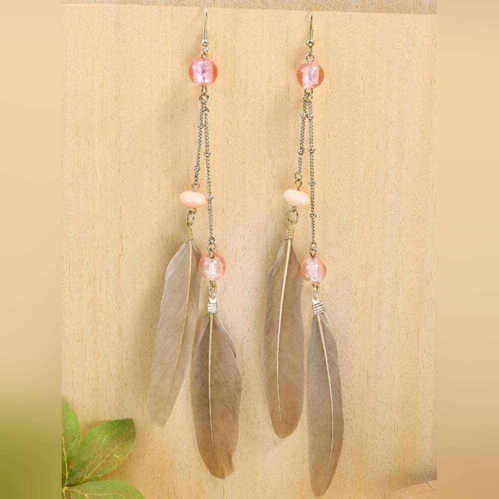 Bohemia Dangle Drop Feather Earrings NWOT Pink and Silver Stainless Steel New - Picture 2 of 4